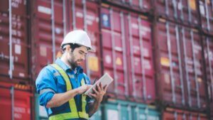 Freight Auditor doing a Audit